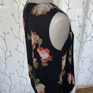 Calvin Klein Sleeveless Pleated Top